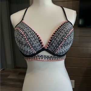 Women’s bathing suit top